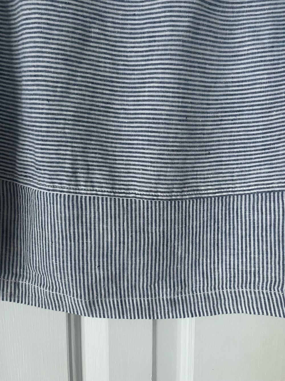 Tahari Nautical-Inspired Linen Stripe Top ⚓️🤍 - Picture 4 of 5